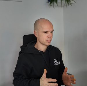 Registered dietitian having a nutrition therapy session