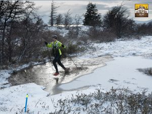 Registered dietitian (PLuS Nutrition) running in trails in Patagonia, Chile
