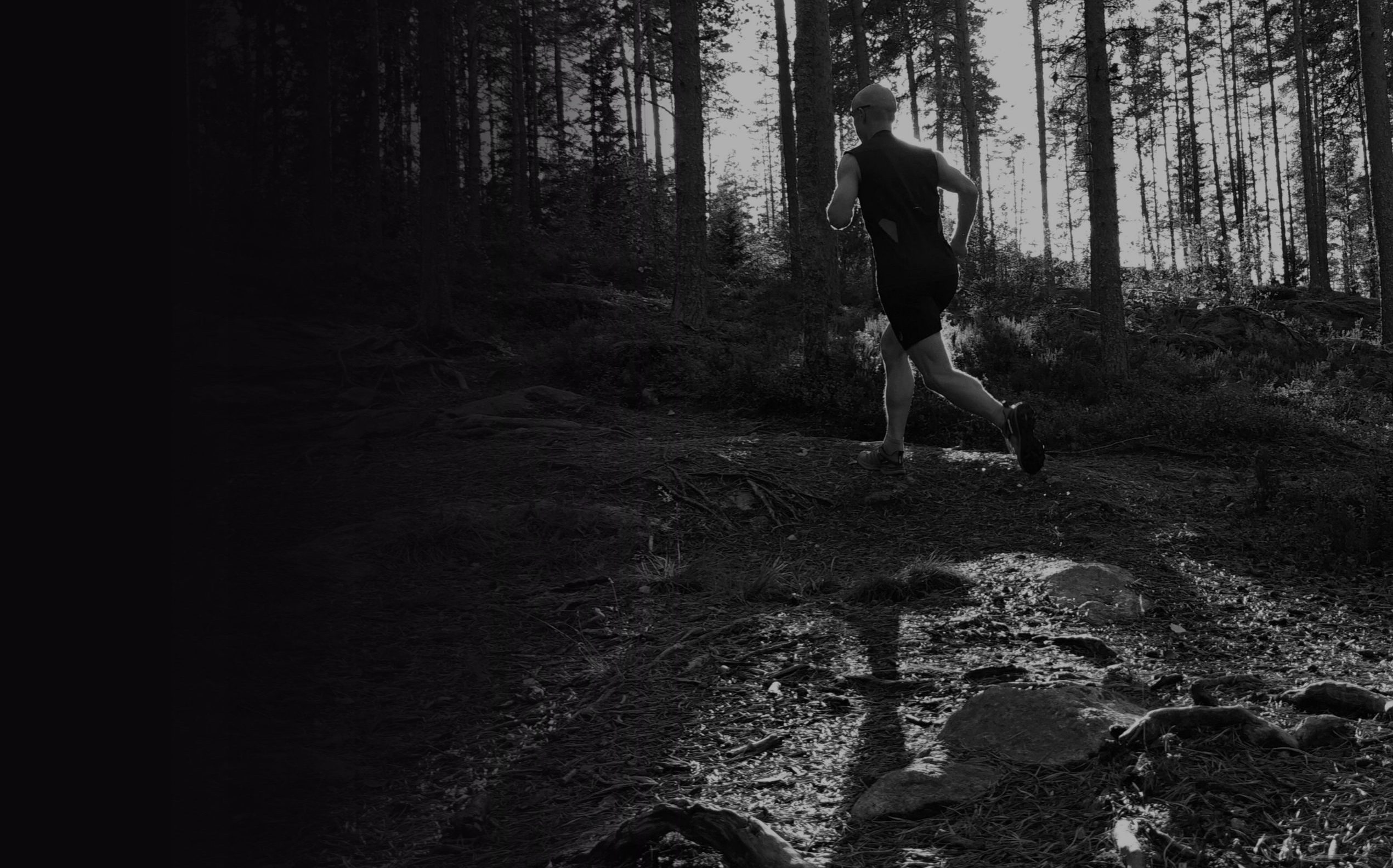 PLuS Nutrition. Registered Dietitian. Sports Nutrition Expert. Professional Online services. Ultrarunning in forest.
