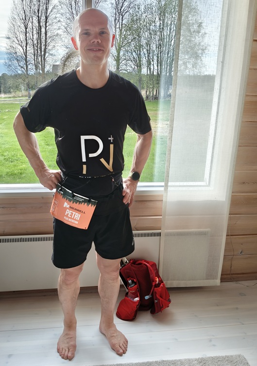 PLuS Nutrition Registered Dietitian Petri Luhio. Ready to run in NUTS Karhunkierros 83 km race. Sports Nutrition Expert. Professional Online services.